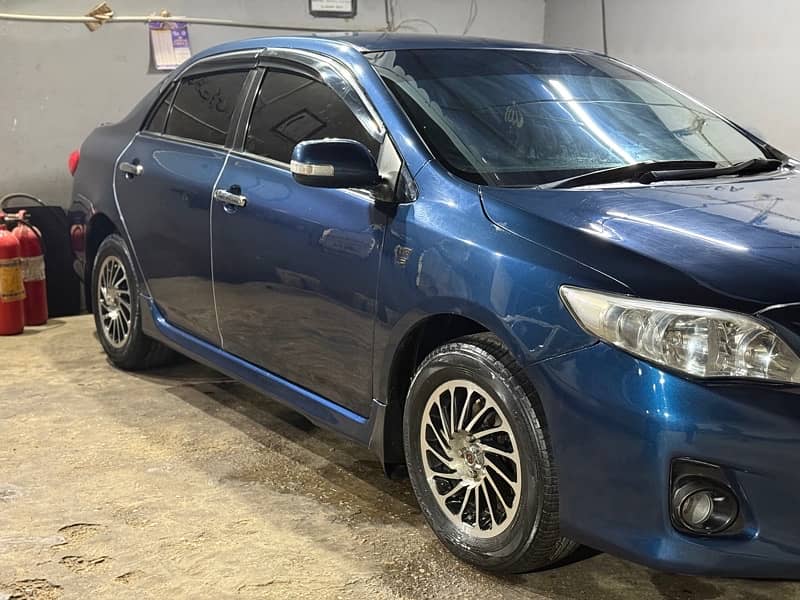 Toyota Corolla GLI 2012 5