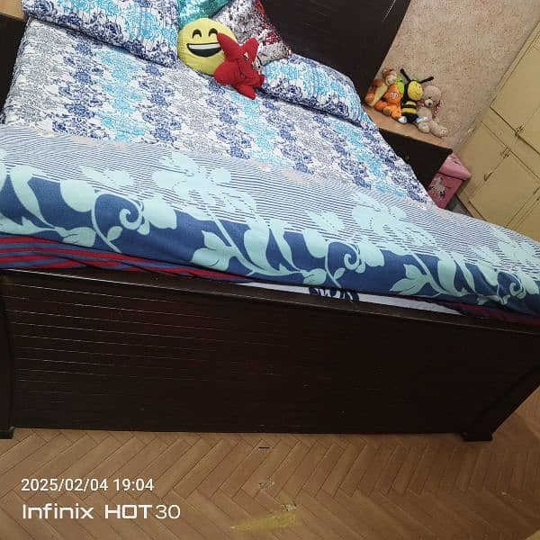 king size double bed with side tables and mattress 5