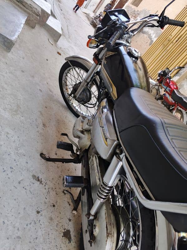 special edition Honda 125 all documents complete biometric/03087474389 3