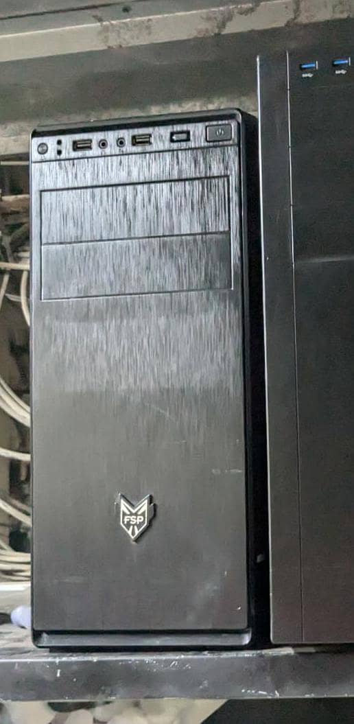 Gaming PC i7 4770 B85 Asus 8GB Ram GTX 760 2GB 0