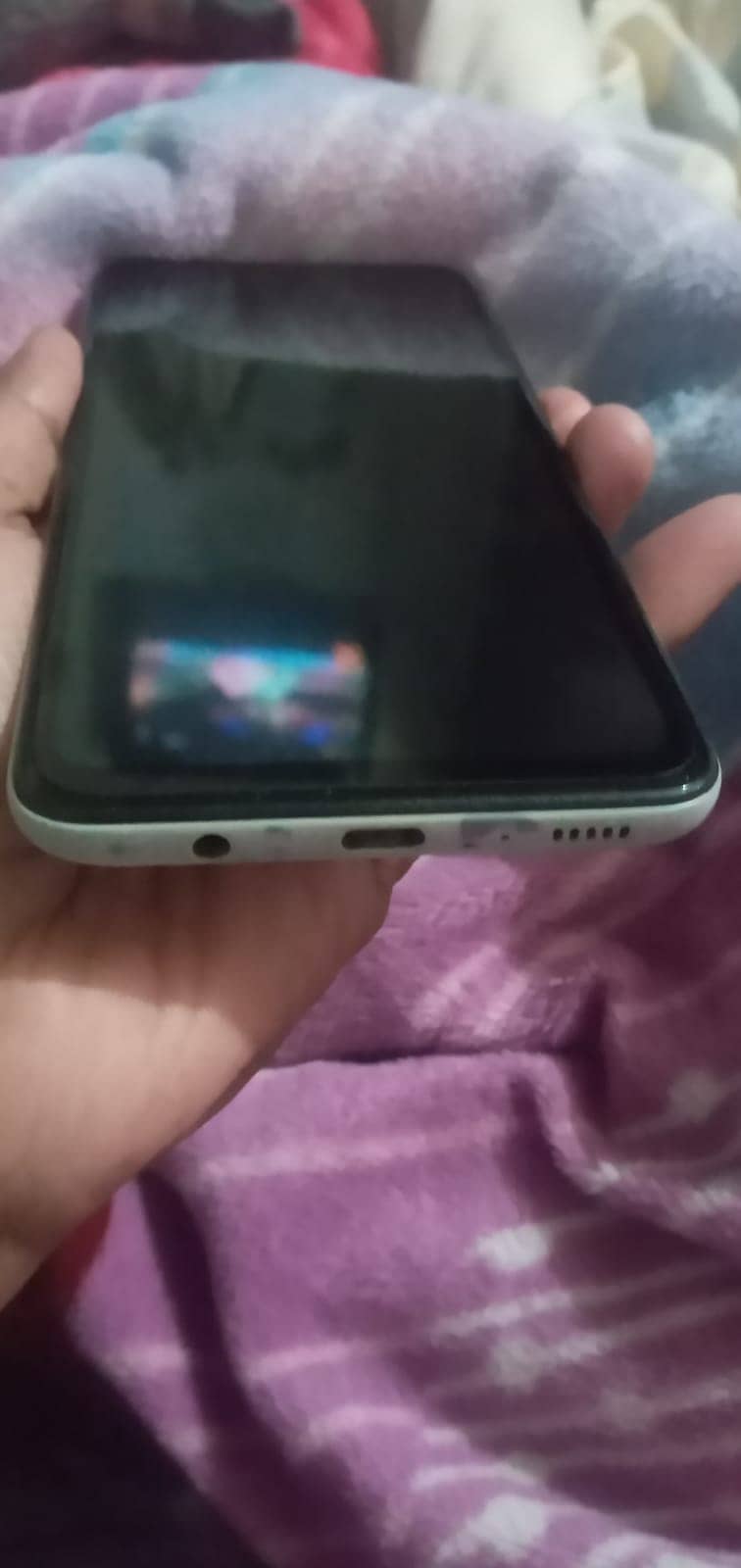 Samsung Mobile A70 3