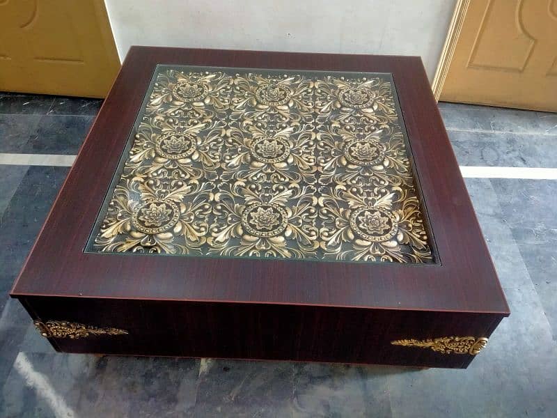 center table 3 by 3 feet 9500 1