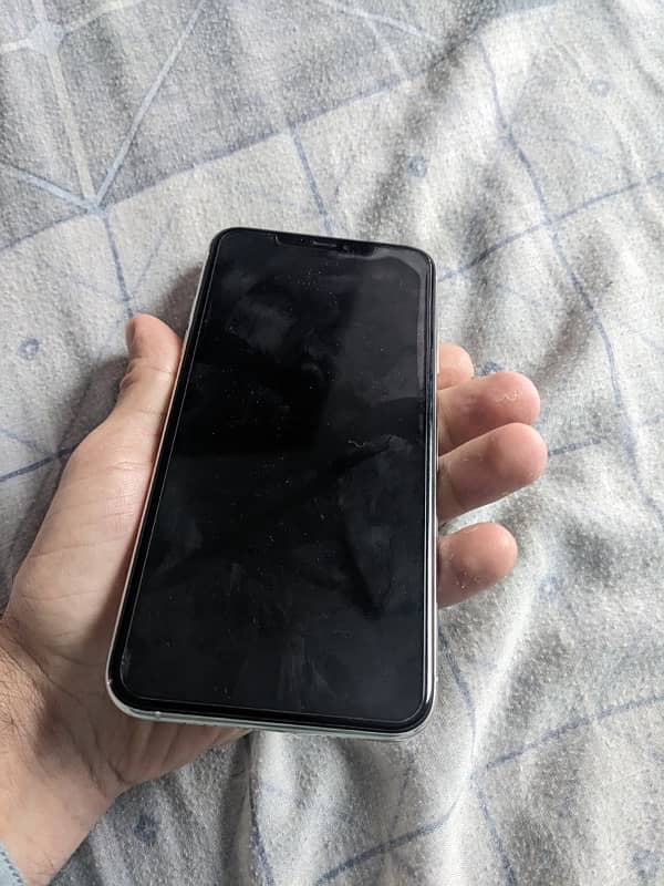 iphone 11pro max (exchange possible) 3