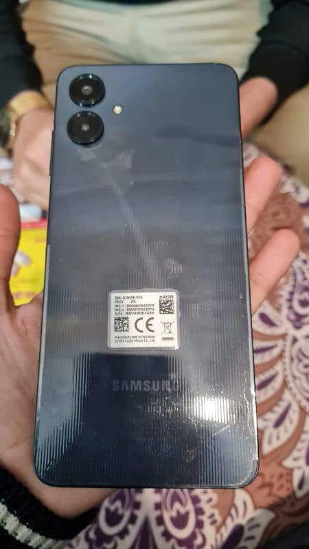 samsung galaxy A06 just box open 1