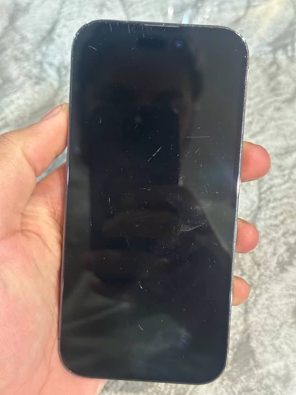 iphone 14 pro  Pta 5