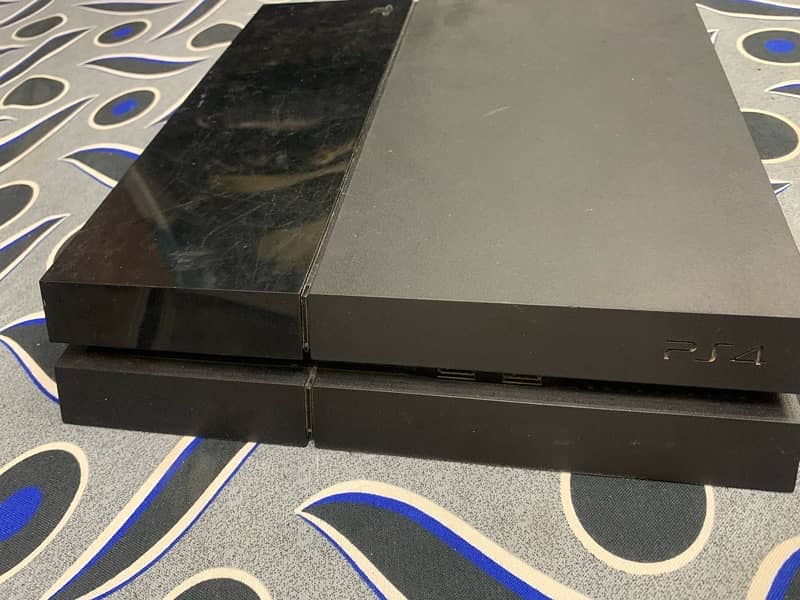 ps 4 with original controller and 3 games 500gb 3