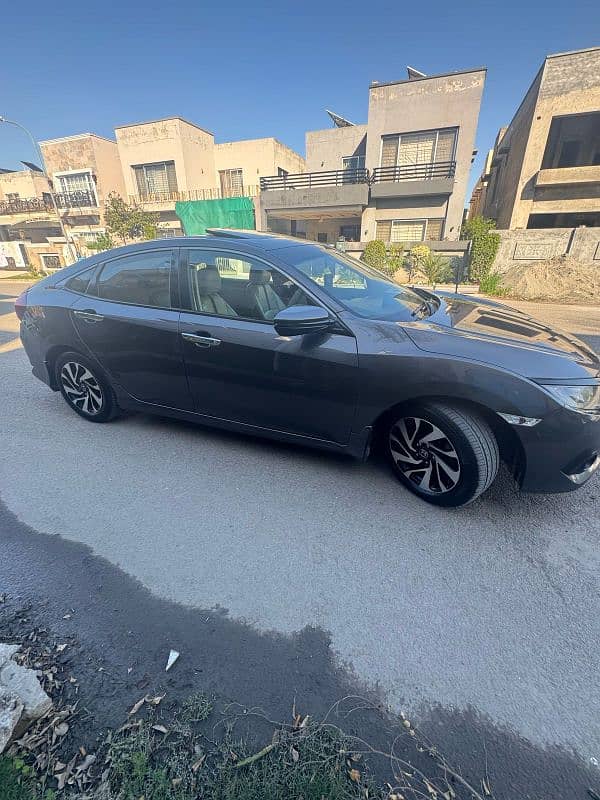 Honda Civic Turbo 1.5 2017 12