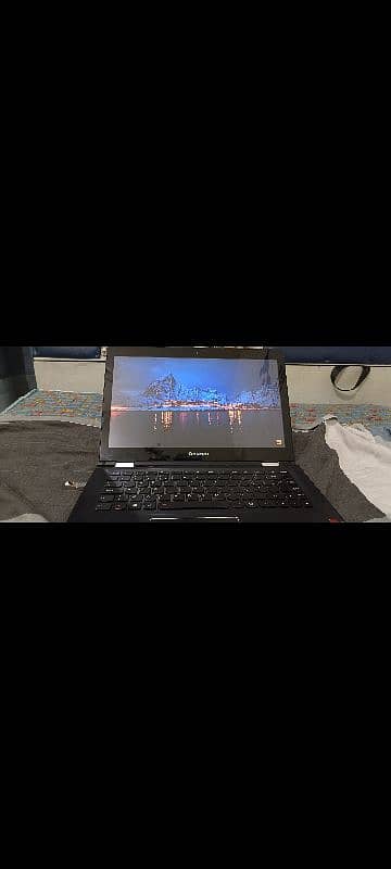 LENOVO YOGA 500 BEST CONDITION I5 6TH GEN 9