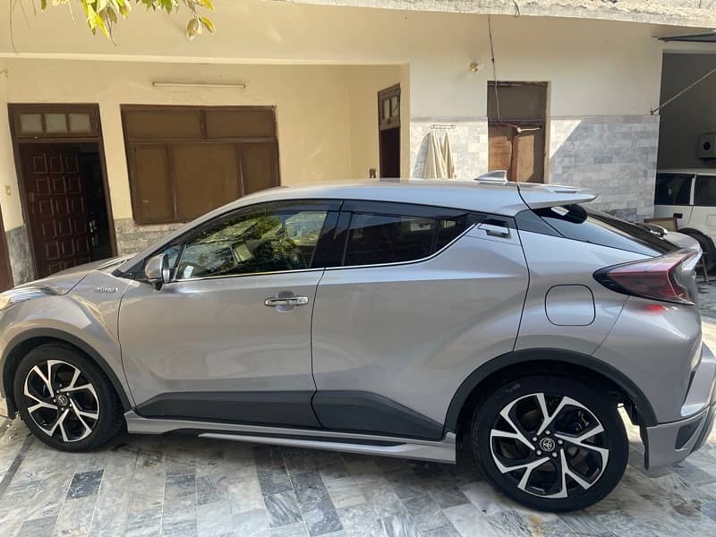 Toyota C-HR 2018 2