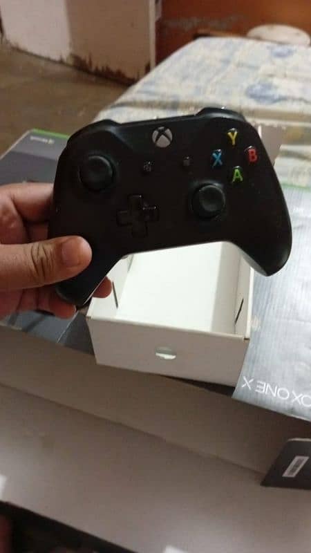 Xbox one x controller 1