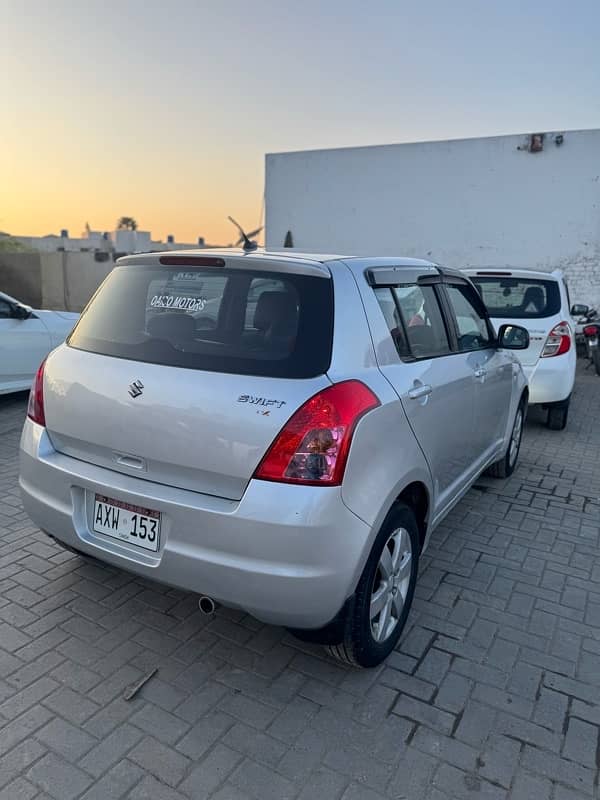 Suzuki Swift 2012 1