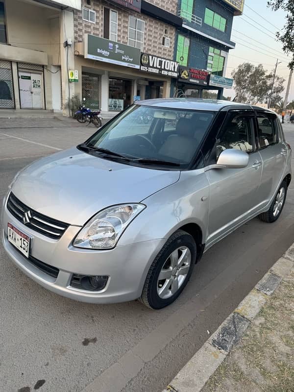 Suzuki Swift 2012 3