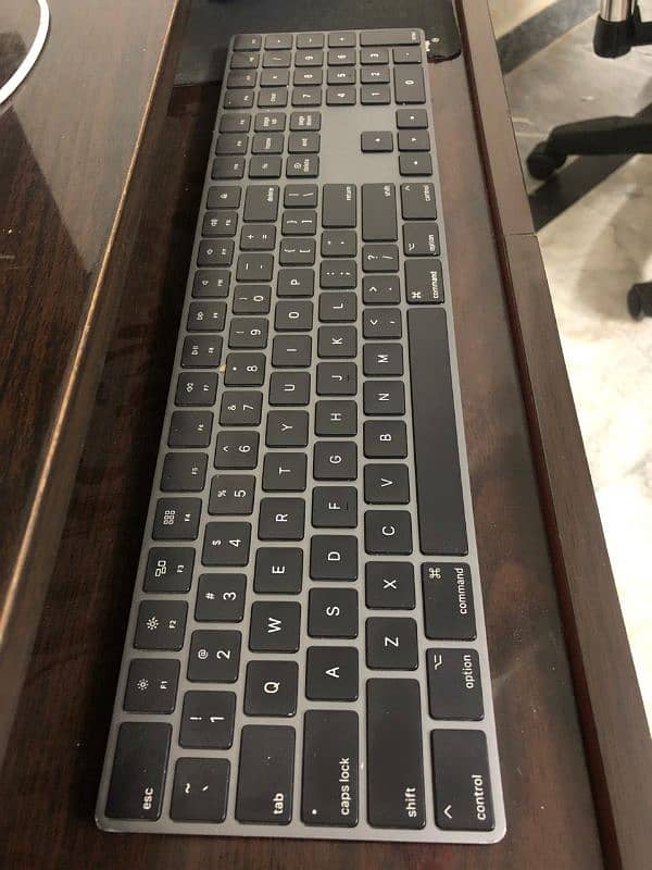 Apple Magic 2 Keyboard With Numpad In Black colour - Rechargeable 2