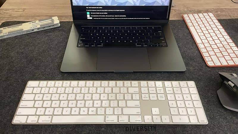 Apple Magic 2 Keyboard With Numpad In Black colour - Rechargeable 9