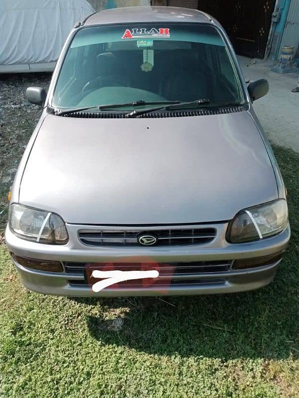 Daihatsu Cuore 2000 1