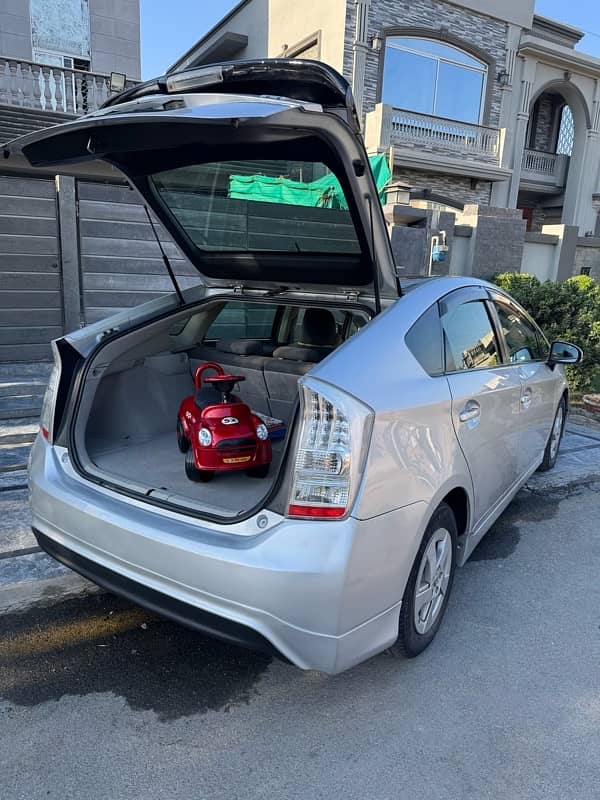 Toyota Prius 2010 8