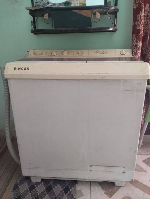 Singer Washing machine and dryer 0