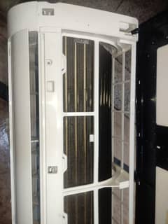 10/10 Condition 1.5 ton AC R22 Non-Invertor Haier AC