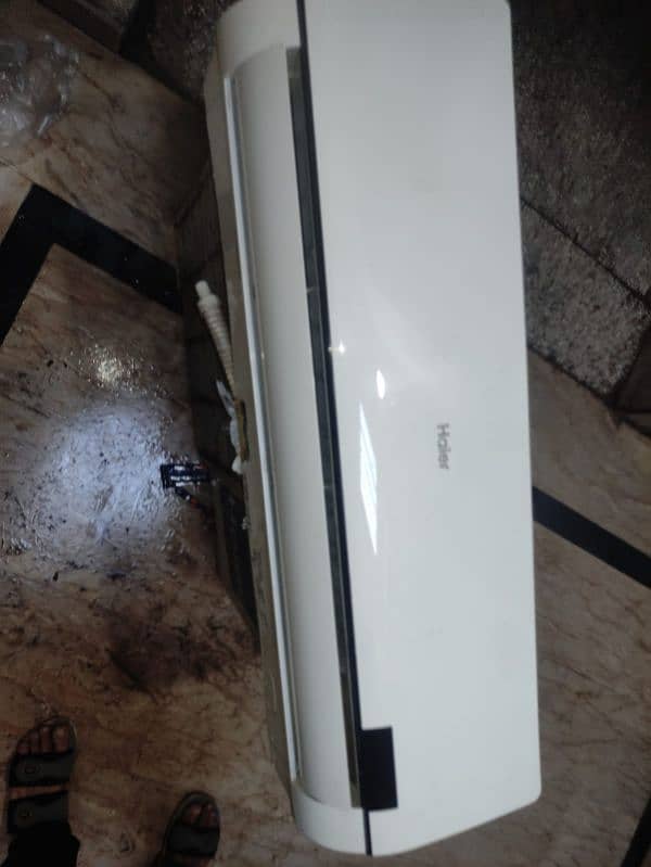 10/10 Condition 1.5 ton AC R22 Non-Invertor Haier AC 1