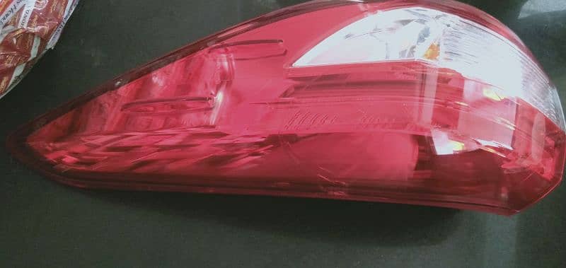 Toyota Yaris back light Left side 1