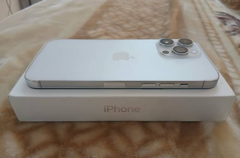 iPhone 14 Pro Max FU with Box Non Pta 1