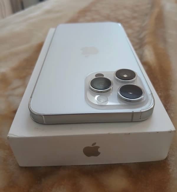 iPhone 14 Pro Max FU with Box Non Pta 4