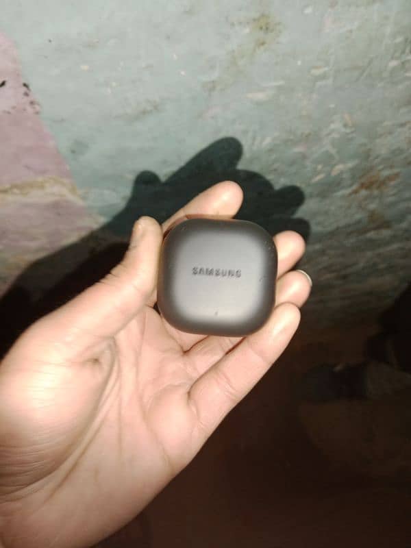 Samsung Galaxy Bud's 2 pro 6