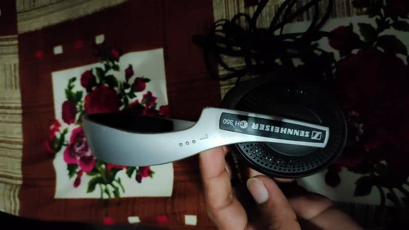 Sennheiser HD 350 Studio Monitoring Headphones 0