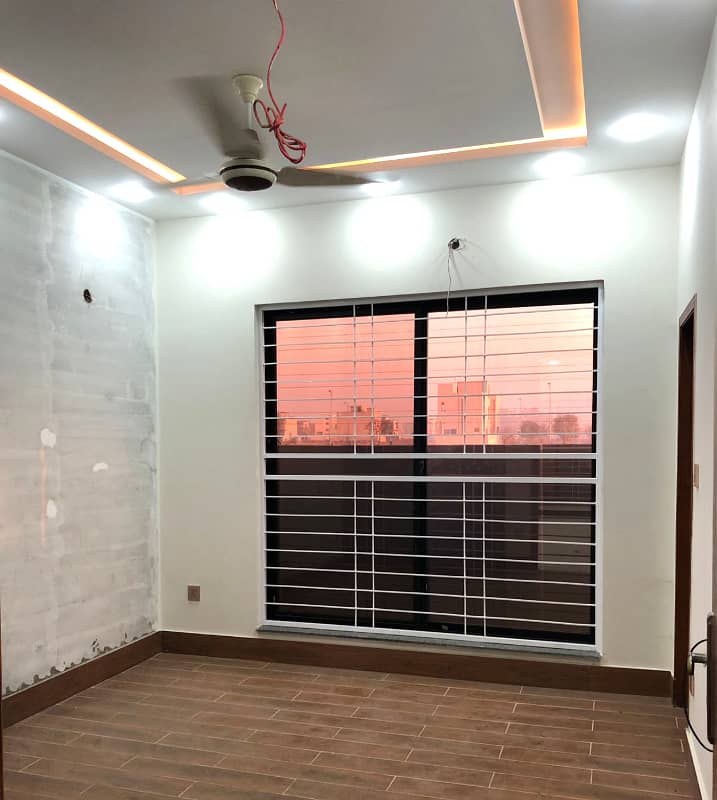 5 Marla Modern Design House For Rent In DHA Phase 3 Block-Z Lahore. 13