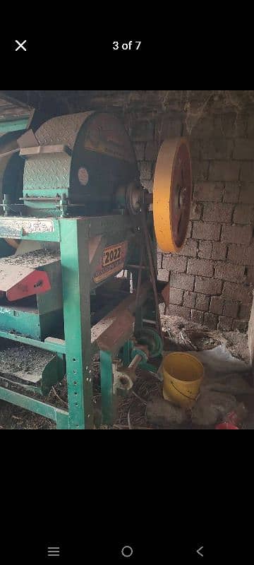 Wheat Thresher for urgent sale 3