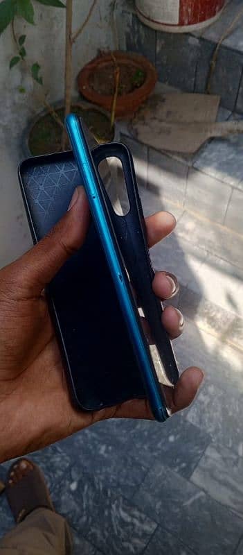 Infinix Note 8i 4