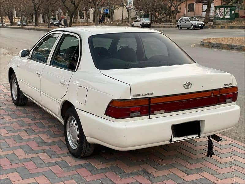 Toyota Corolla XE 1999 2