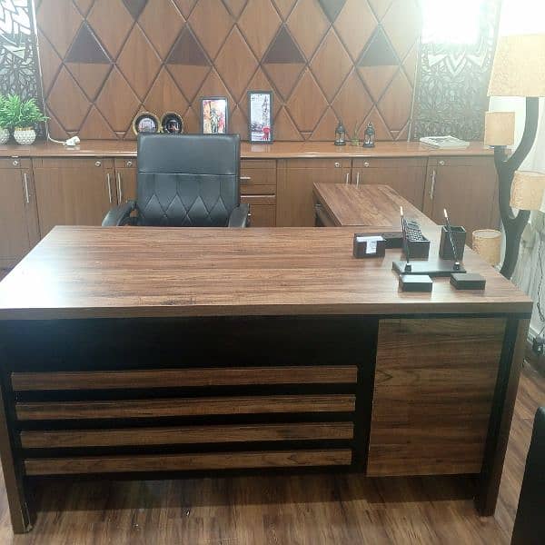 one month use office furniture for sale 0