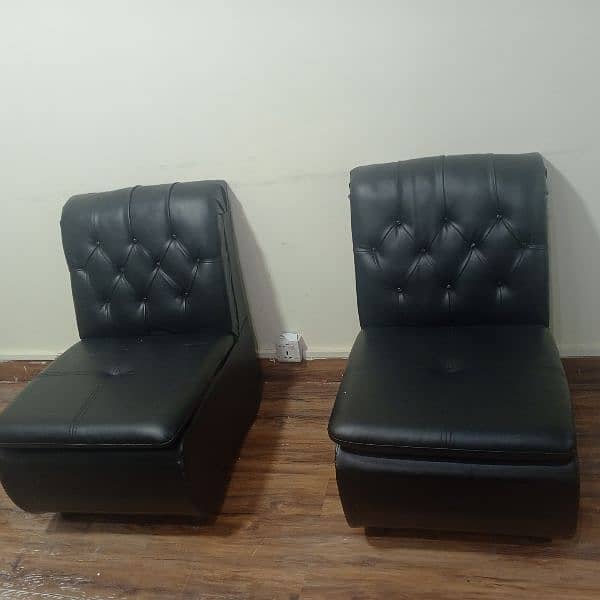 one month use office furniture for sale 5