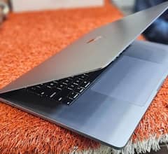 MacBook pro Core i9 16Inch for the