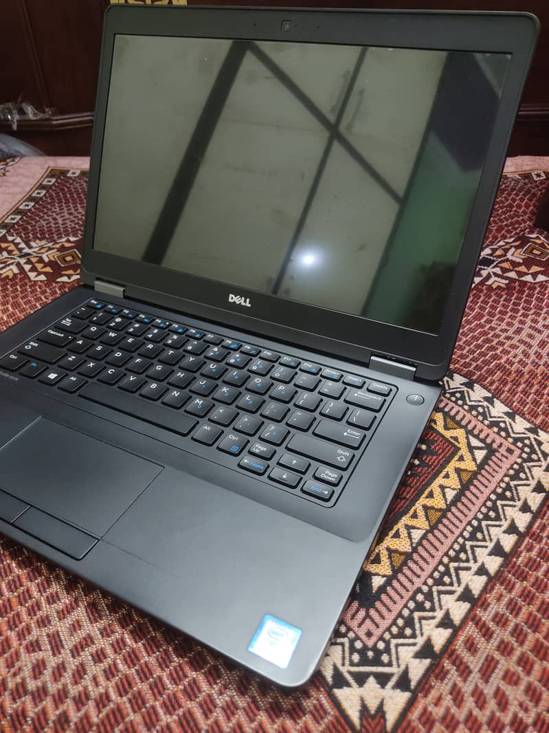 Dell Latitude E5470 - Intel Core i5 6th Generation - 8GB RAM - 256GB 0