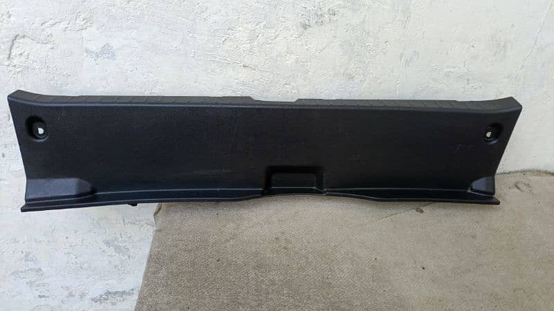 Toyota 13 Model XLI, Gli, Altis,SR (Trunk Lock Huq Cover) Read ad full 3