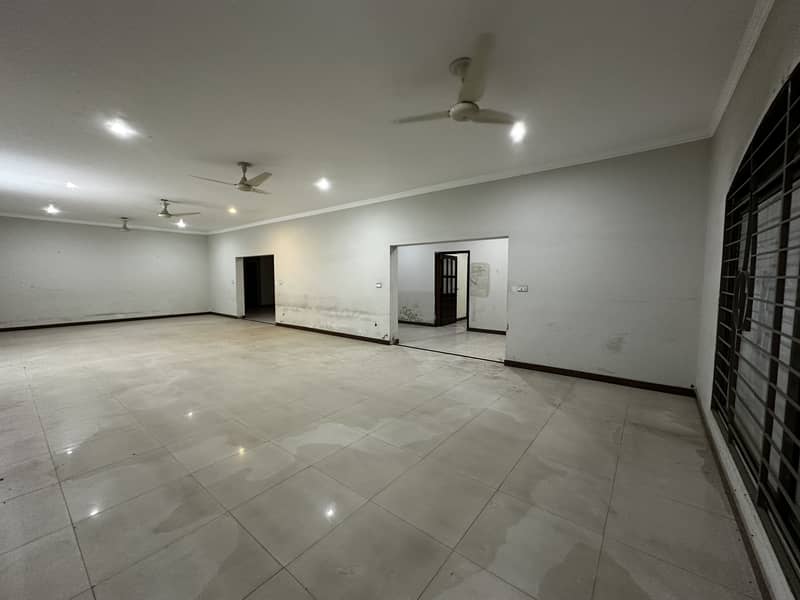 Commercial Office Available For Rent Kn Wapda Town 2