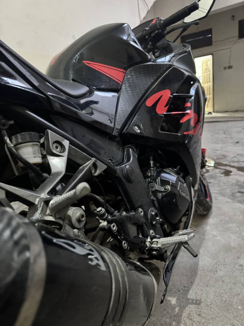 Kawasaki Ninja ZX300 Original 2016 negotiable Price 4