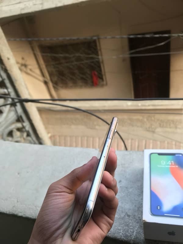 Iphone X 64 gb Pta approved With box 4