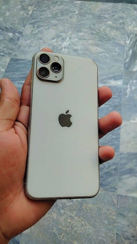 Iphone X ko 11 pro max banya ma convert Kya howa ha 1