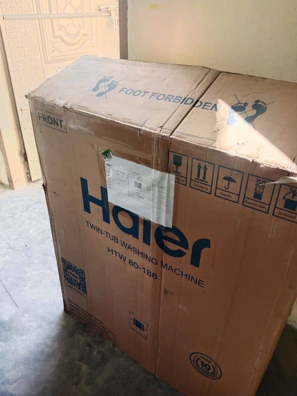 Haier HTW80-186 Semi-Automatic Washing Machine (8 kg) 7