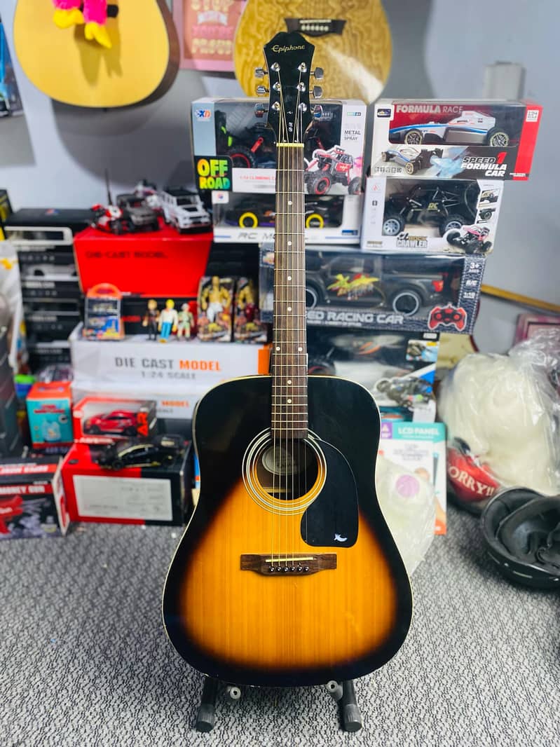 Acoustic Guitars Professhional SALE SALE SALE at happy guitar club 18