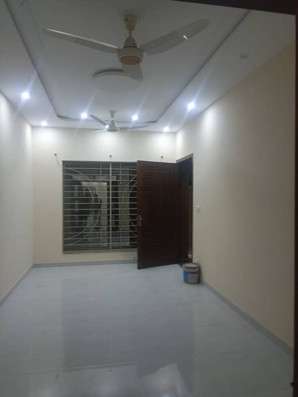 Brand New 1 Kanal Upper Portion For Rent In PCSIR Phase 2 3 Bedrooms, Modern Amenities, And Prime Location 6