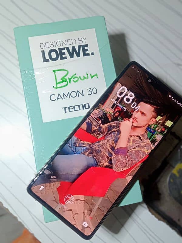 tecno camon 30 10/10 condition 9 months warrenty 8+8/256 1