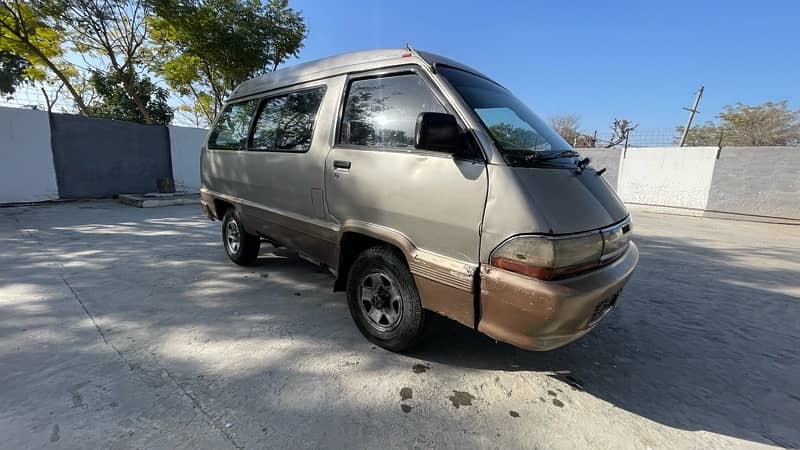 Toyota Town Ace 1990 4