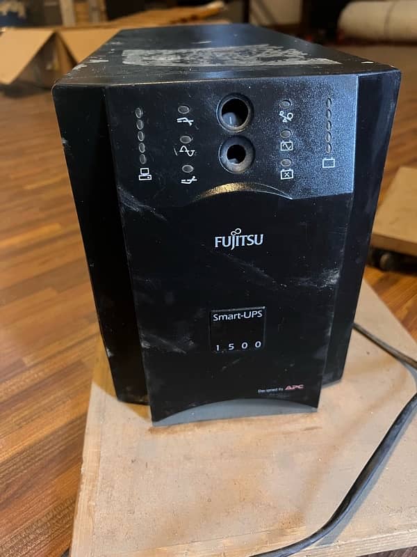 smart ups ( FUJISTU) 0