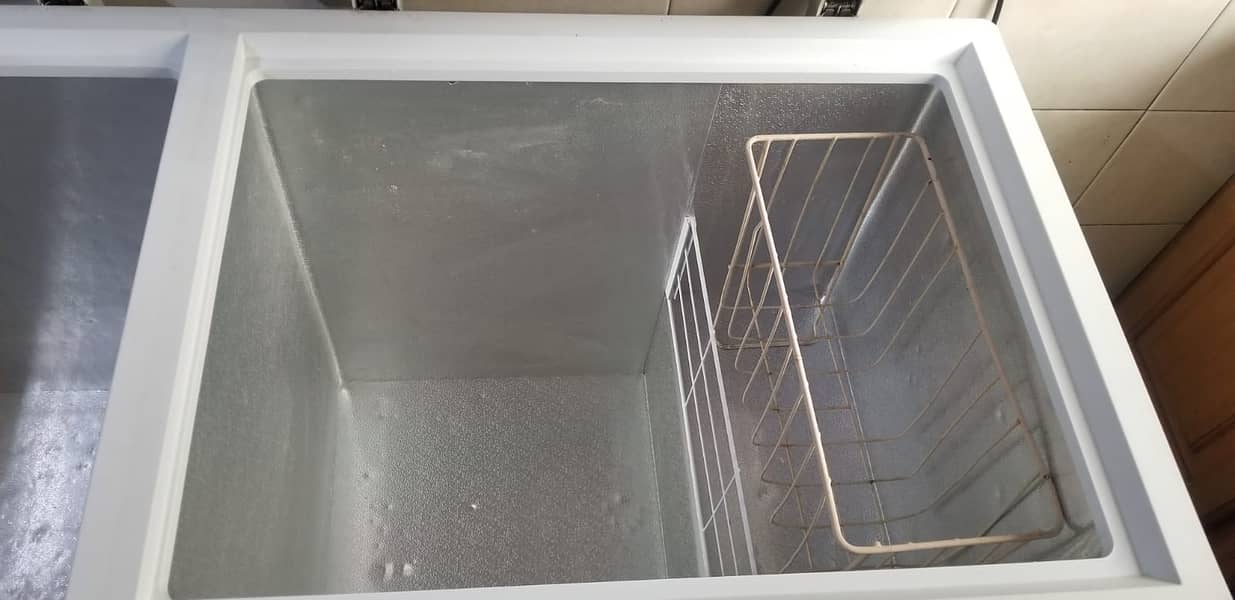 Haier freezer E535 large jamboo 3