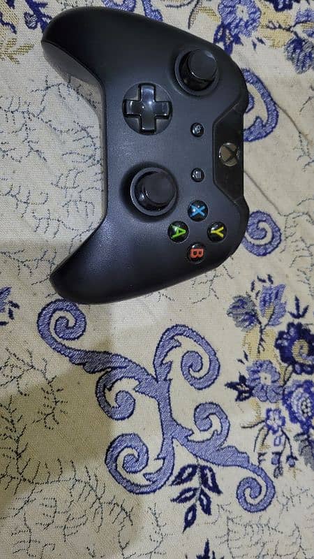 XBOX ONE CONTROLLER 3