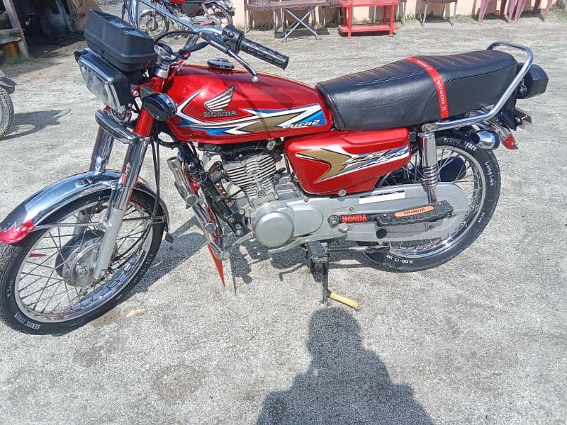 Honda 125 model 20 Peshawer Namber daball Saman location mkd Dargai 4